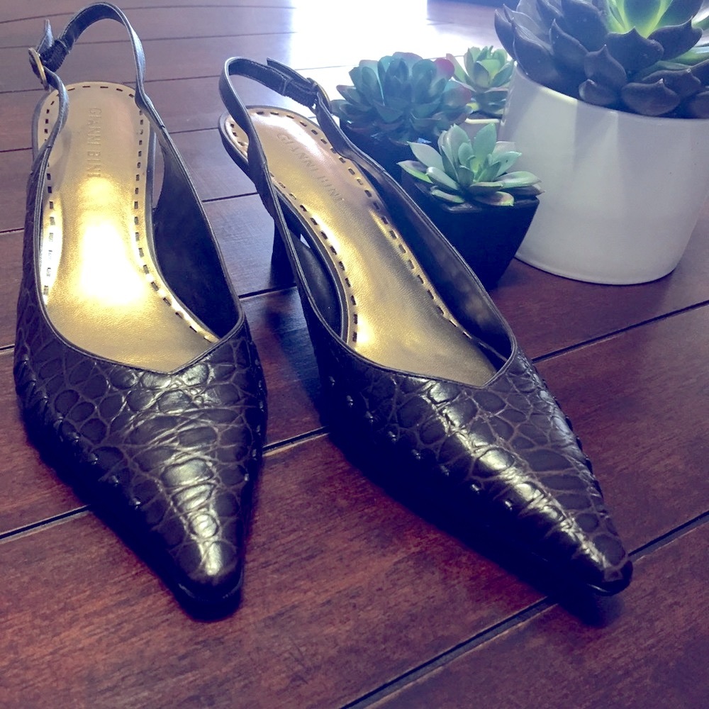 Gianni Bini Fudge Croc w/Kitten Heels